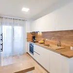 Nada *