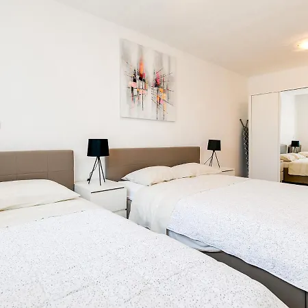 Apartman Nada *