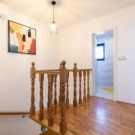 Nada Apartment *